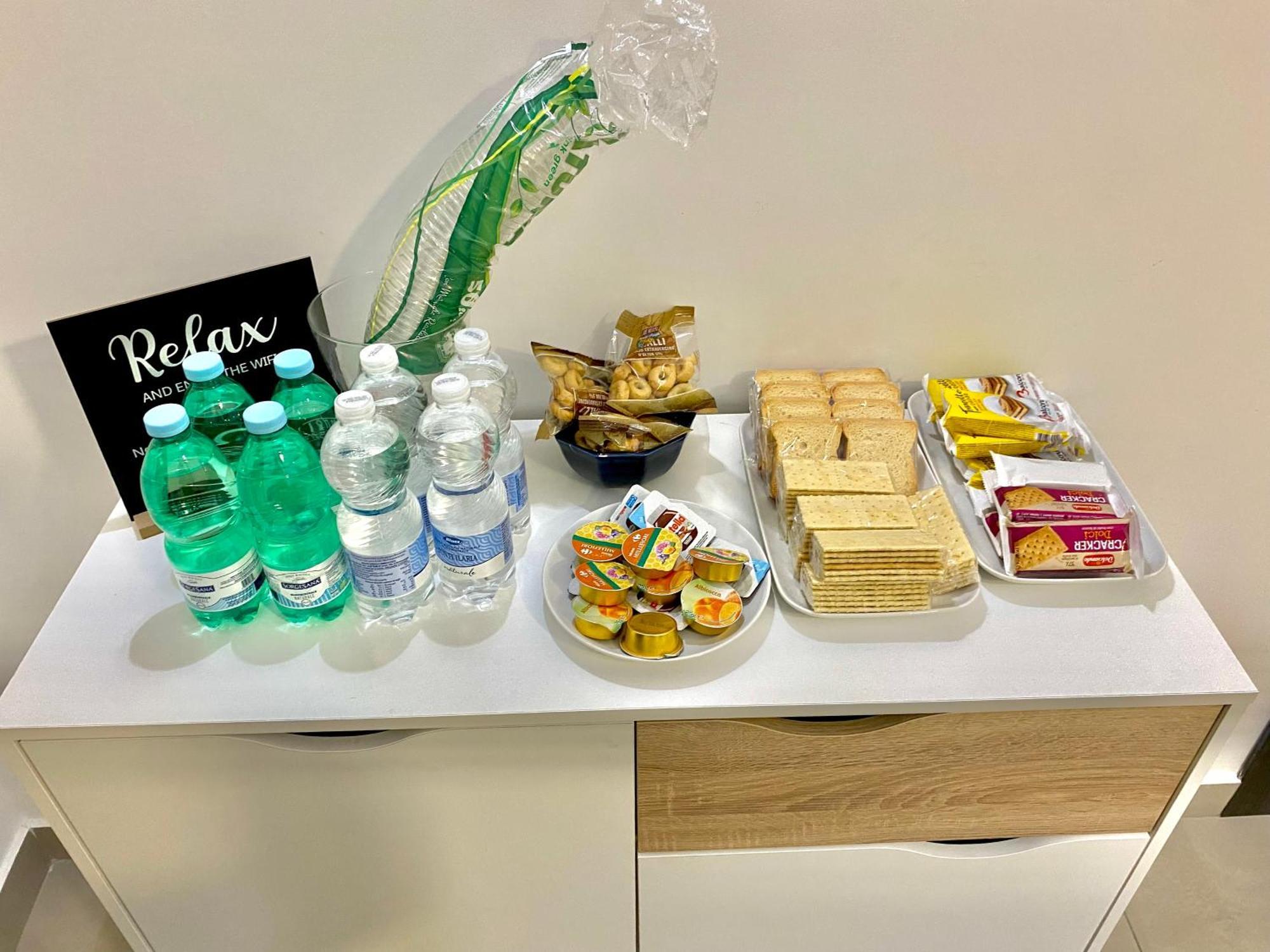 Ruma Guesthouse Napoli Bagian luar foto